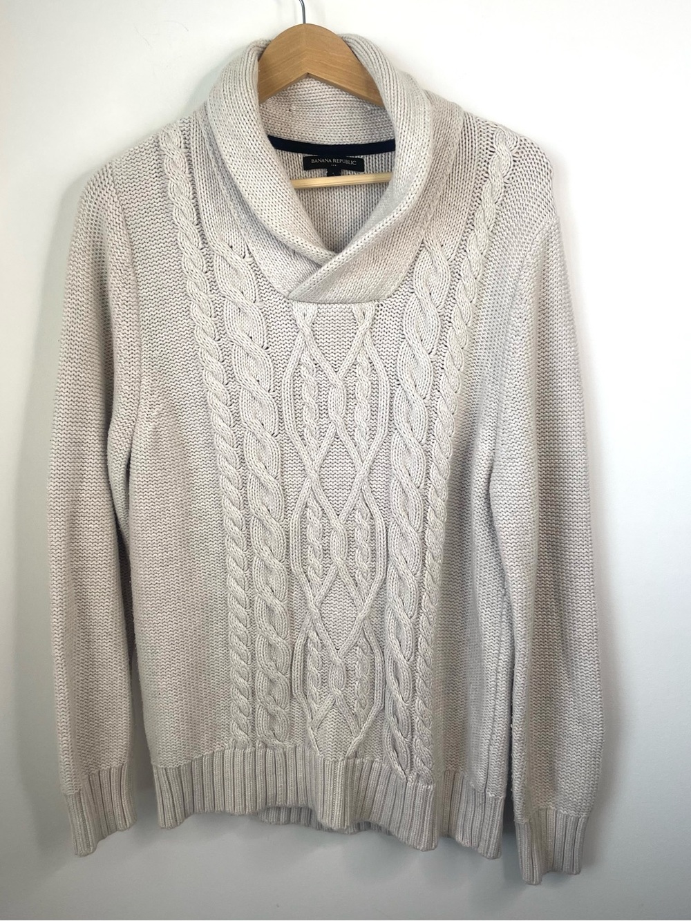 Banana Republic Cream Cable Cowl Neck Sweater size Large